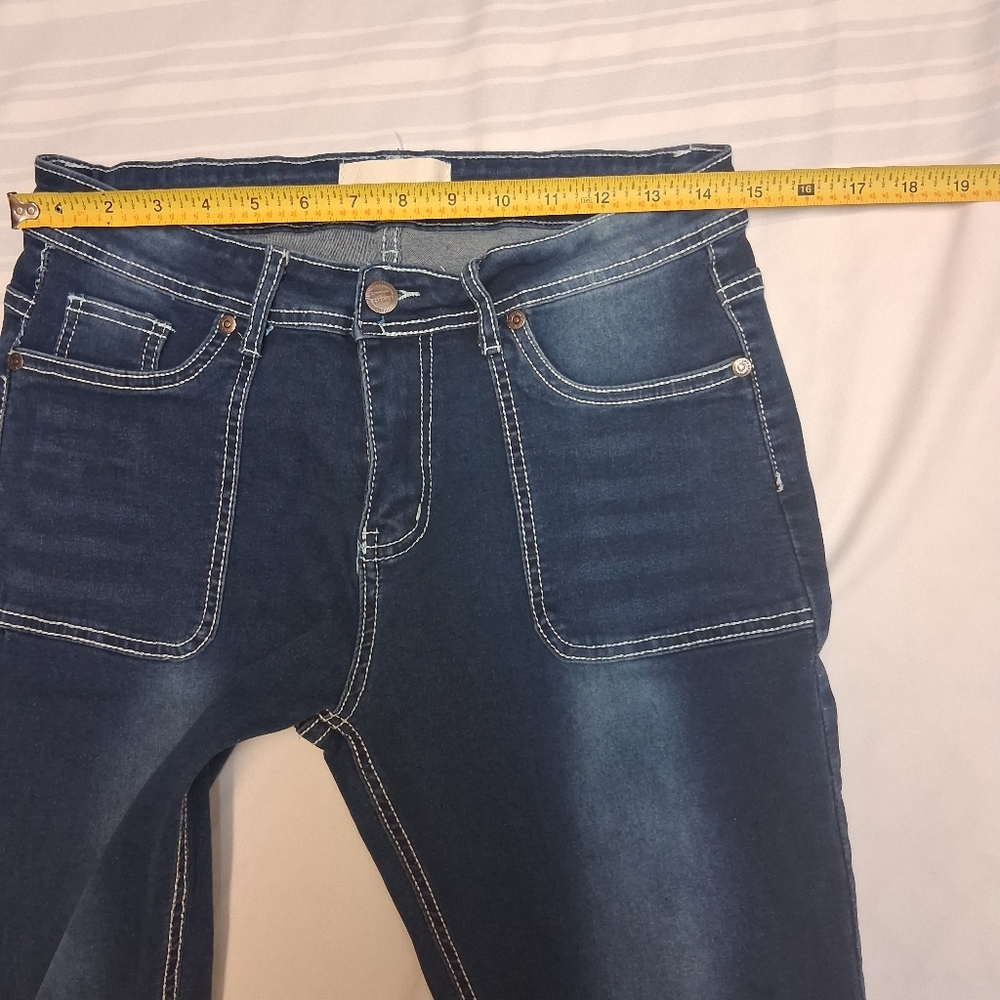 Angels Off Difference Women Size 10/30 Dark Blue Flare Jeans - Picture 16 of 16
